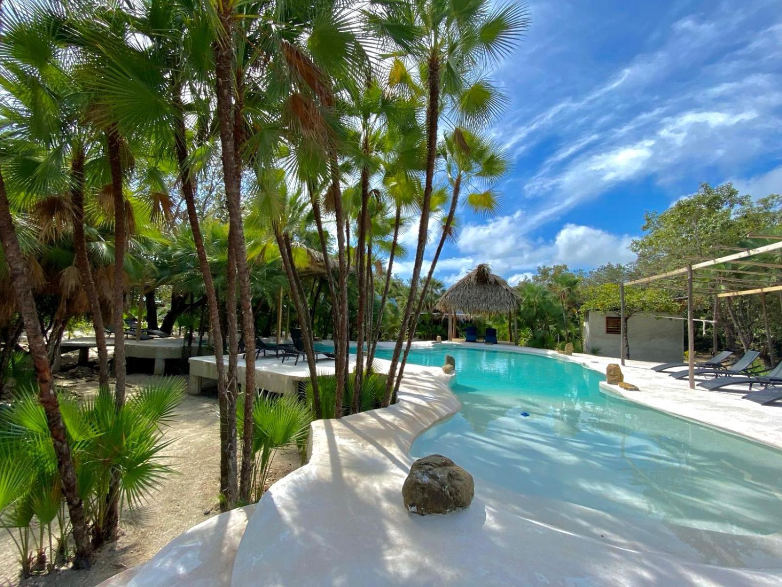 Kin Resort Lodge Maya Beach Exterior photo